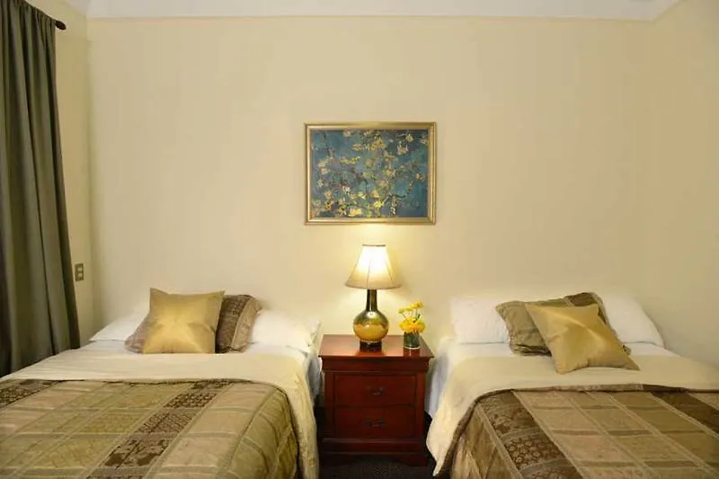 Hotel Deauville New York 2*,